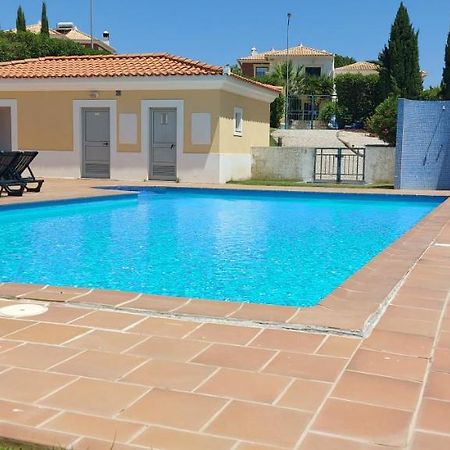Apartamento Piscina 5 Minutos Praia ألكانتيريا المظهر الخارجي الصورة